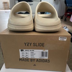 Yeezy Bone Slides